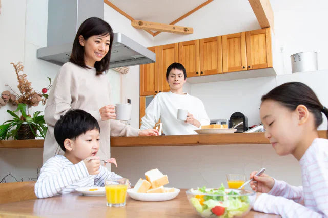 【栄養士が教える】基本からアレンジまで!トマトを使った簡単幼児食レシピ7選